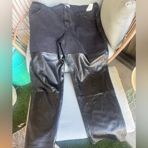 Abercrombie The 90s Straight Leg Ultra High Rise - Faux Leather Detail Sz - 36!!